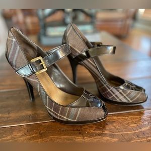 Nine West Ana Plaid & Patent Leather Perp Toe Heels